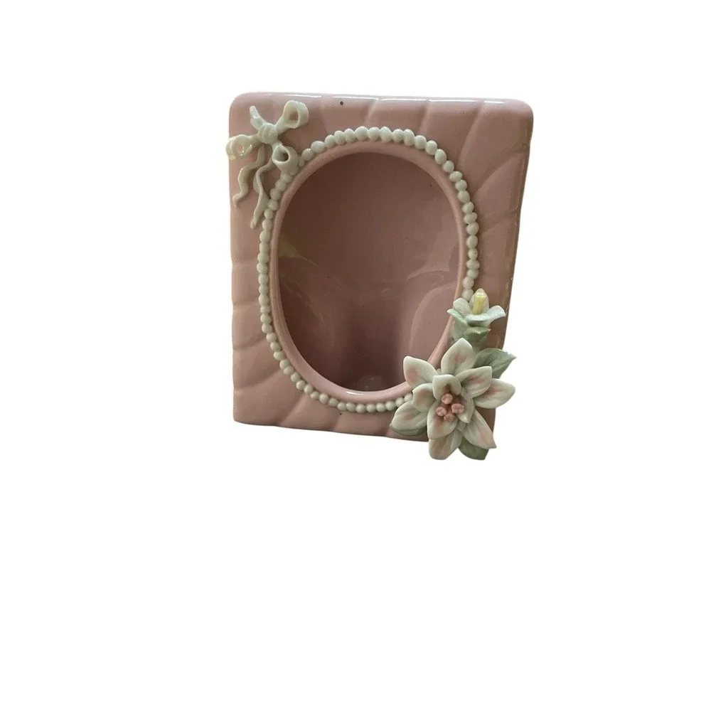 The Unbranded Brand adorable pink